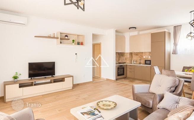 1-Bedroom Apartment with Sea View in Przno