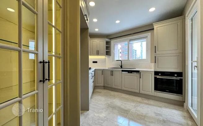 3-Bedroom Apartment in Kadikoy, Istanbul, photo 5