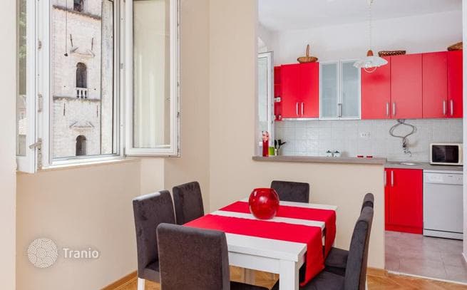 1-Bedroom Apartment in Kotor, photo 2