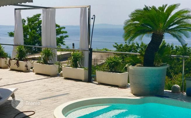 7-Bedroom Villa with 436 m² in Split, Croatia, photo 2