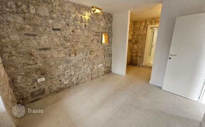 1-Bedroom Apartment with Sea View in Perast, Kotor, photo 3