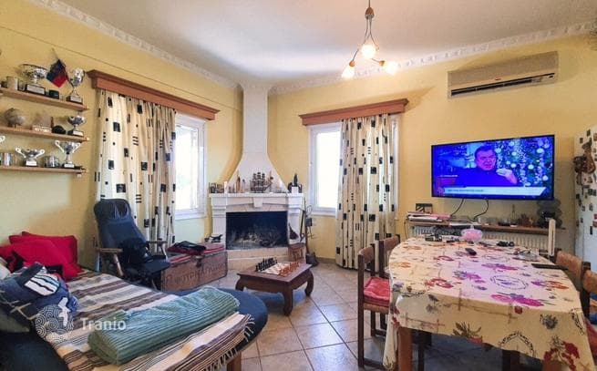 Двухэтажный дом рядом с морем и центром Портохели, Пелопоннес, Греция, фото 5