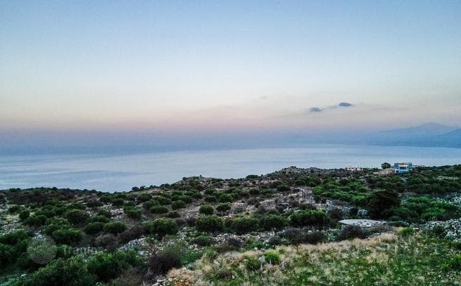 Просторный земельный участок с красивейшим видом на море в Кефаласе, Крит, Греция