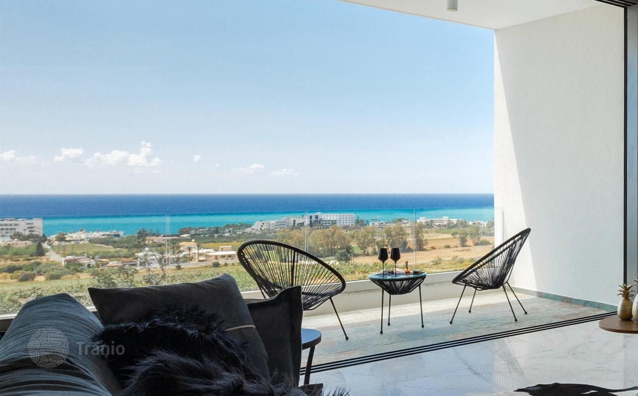 Villas with Shared Pools Near the Beach in Peyia, Paphos