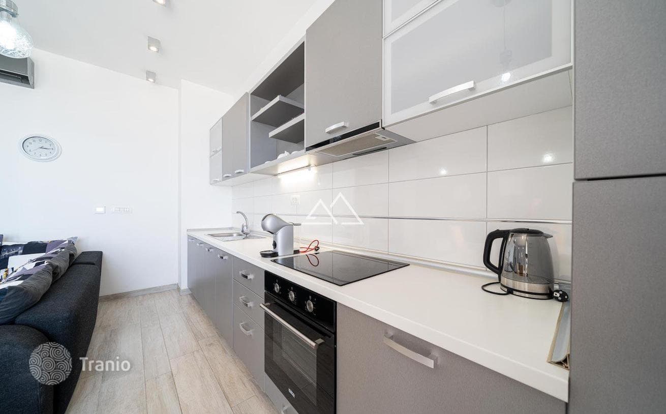 2-Bedroom Beachfront Apartment with Private Beach in Dobra Voda, photo 5