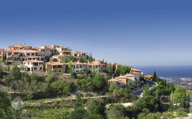 3-Bedroom Villa with Coastline Views in Paphos, Cyprus