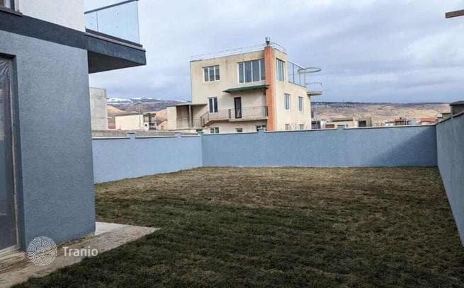 3-Bedroom House 197 m² in Tbilisi, photo 3