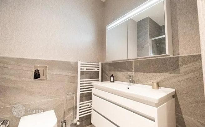 2-Bedroom Apartment in Kagithane, Istanbul, photo 3
