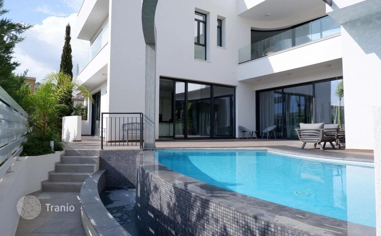 4-Bedroom Villa in Germasogeia, Cyprus, photo 5
