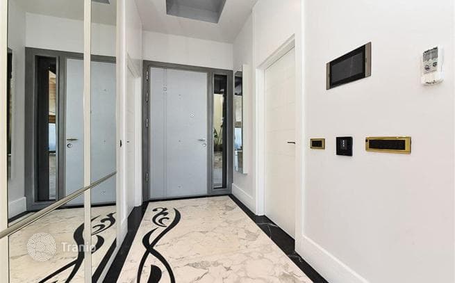 3-Bedroom (4+1) Townhouse with Private Pool in Kargicak, photo 3