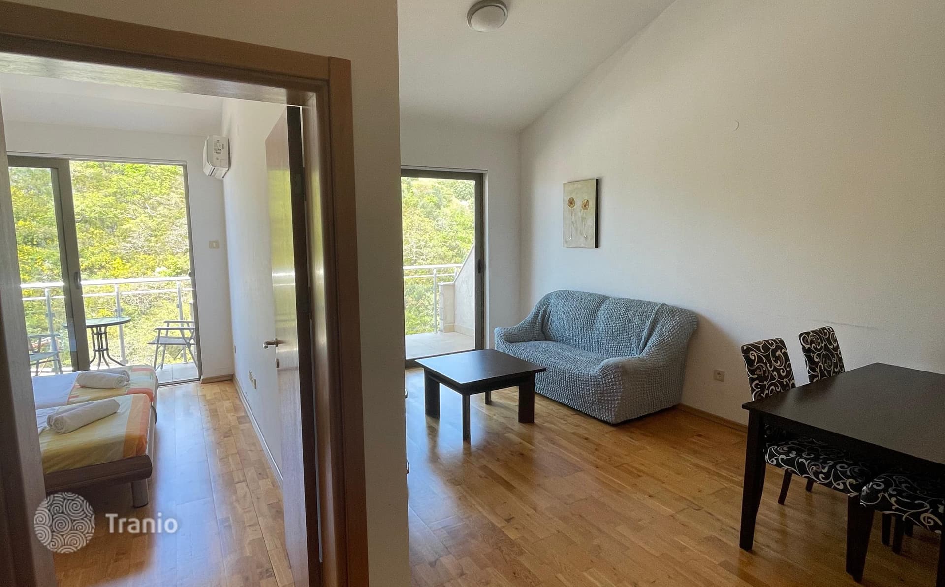 Apartment with Terrace 600 m from the Sea in Przno, Budva
