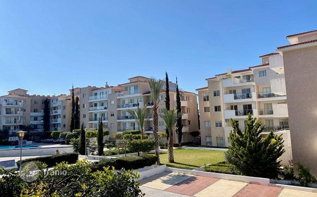 2-Bedroom Apartment with Pool View in Paphos, Cyprus, photo 3