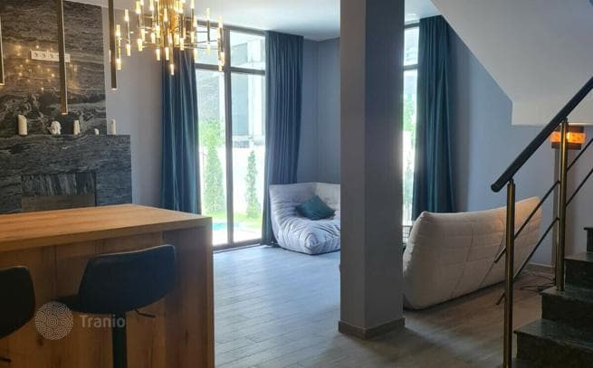 3-Bedroom Luxury House with Sea View and Private Pool in Batumi