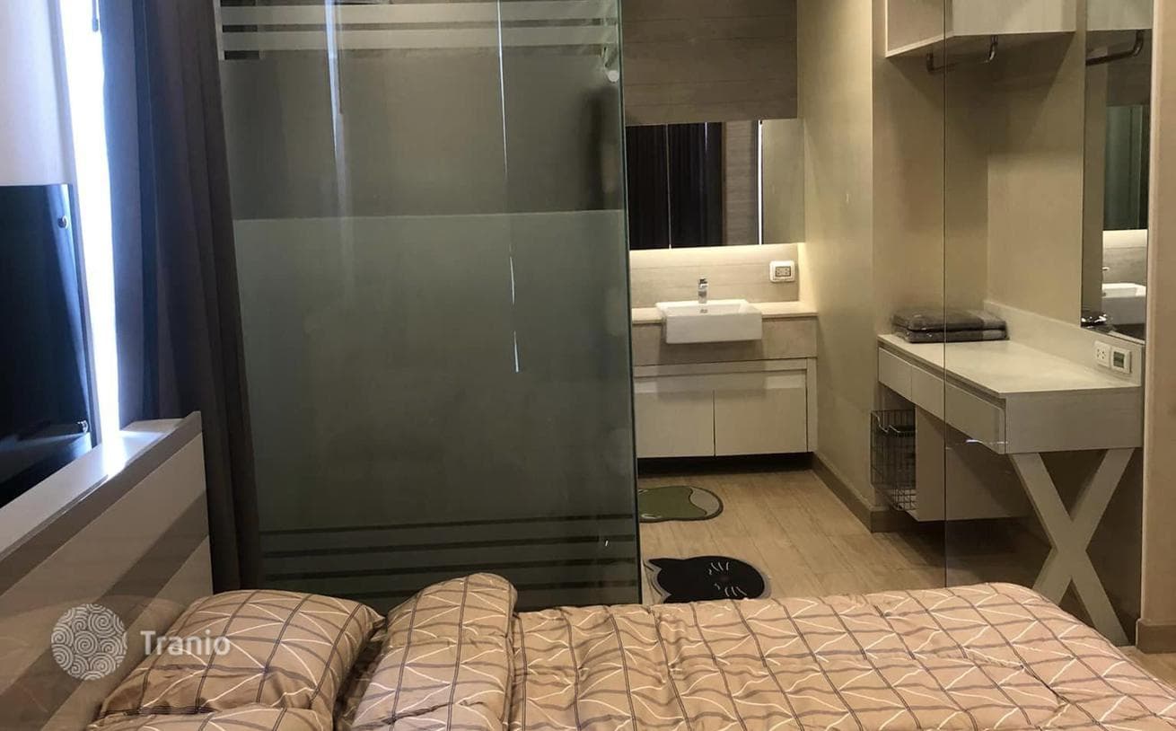 1-Bedroom Corner Condo with Sea View in Jomtien, Pattaya