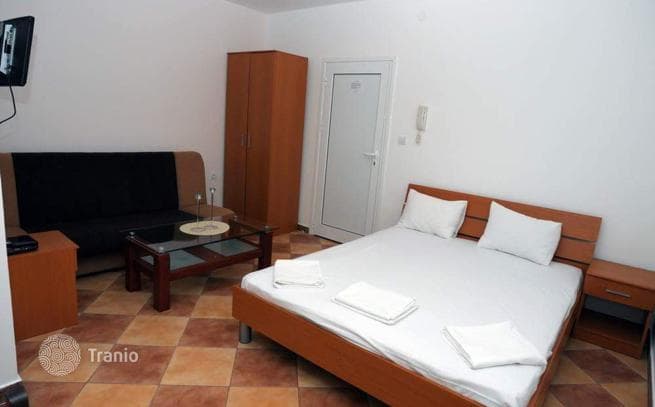 10-Unit House 900 m from the Sea in Sutomore, Montenegro, photo 5