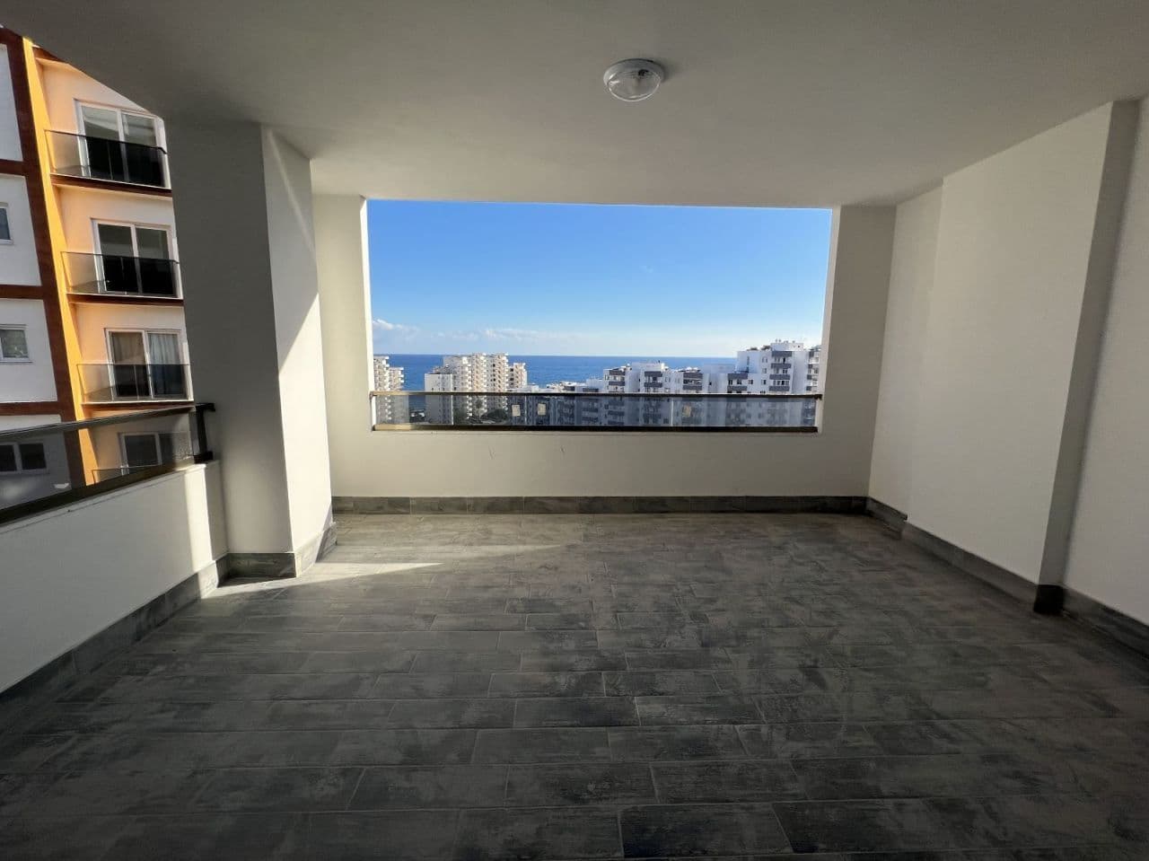 Апартаменты в Мерсине, Турция, 95 м²