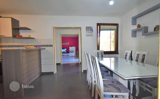 2-Bedroom Furnished House with Mountain View in Kotor, photo 4