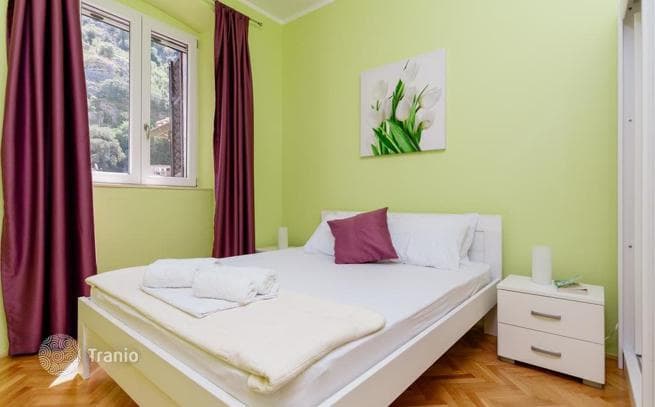 1-Bedroom Apartment in Kotor, photo 3
