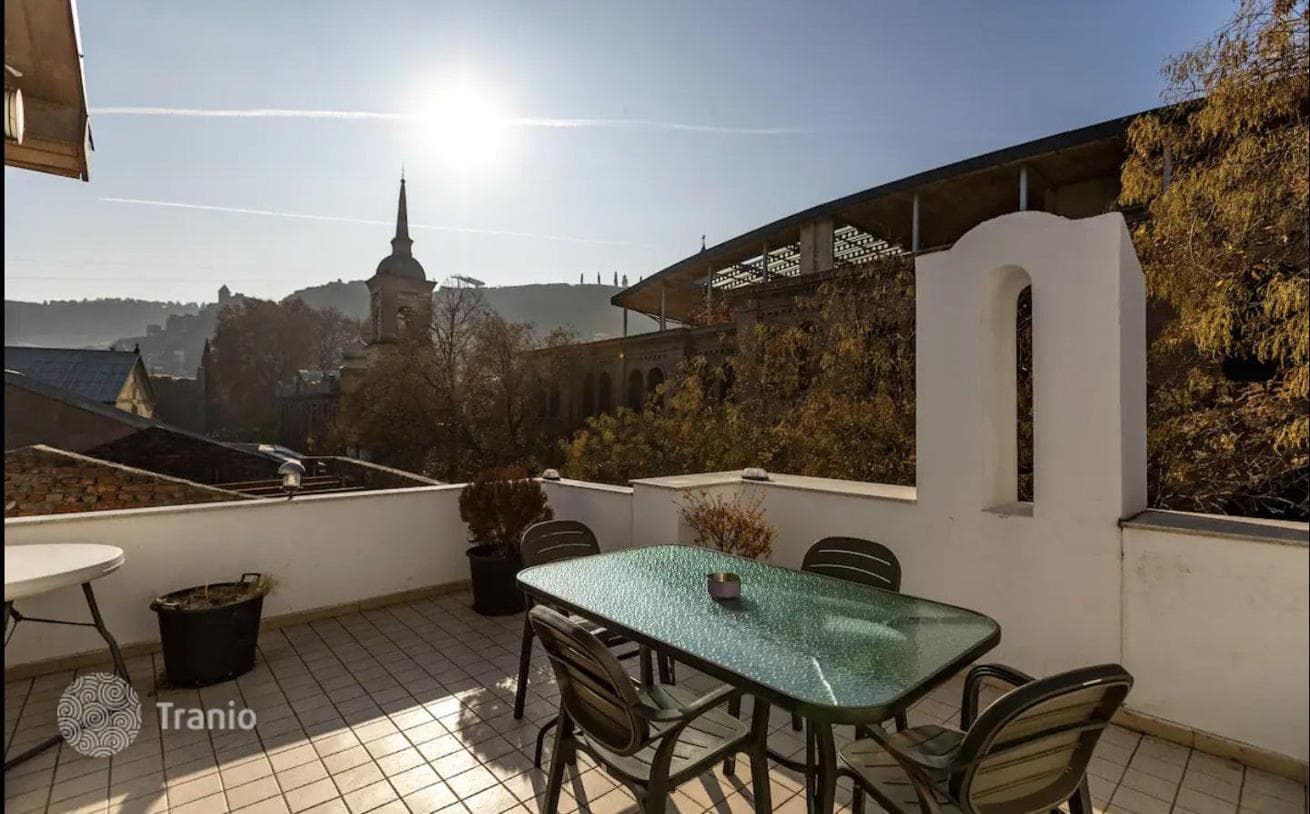 3-Bedroom House in Old Tbilisi, Tbilisi, photo 3