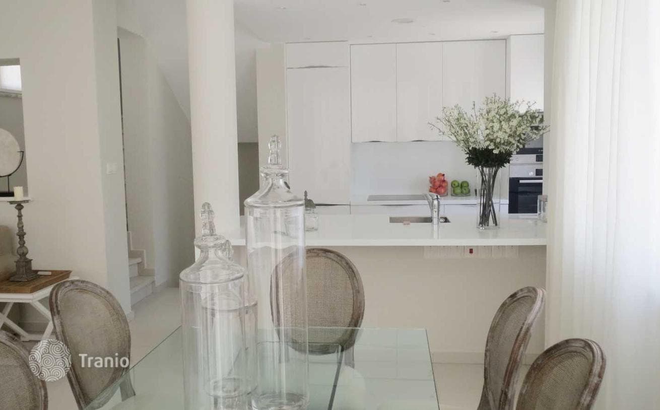 2-Bedroom Beachfront Villa with Sea Views in Latchi, Cyprus, photo 4