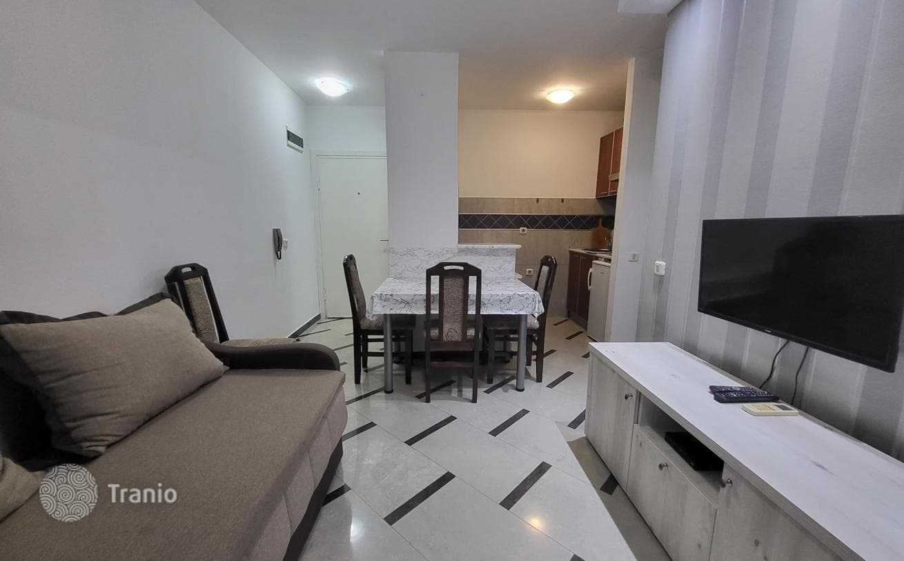 1-Bedroom Apartment 100 m from the Beach in Rafailovici, Budva, photo 2