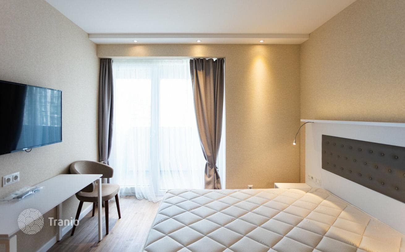 Studio with Sea and City Views in Batumi, photo 4