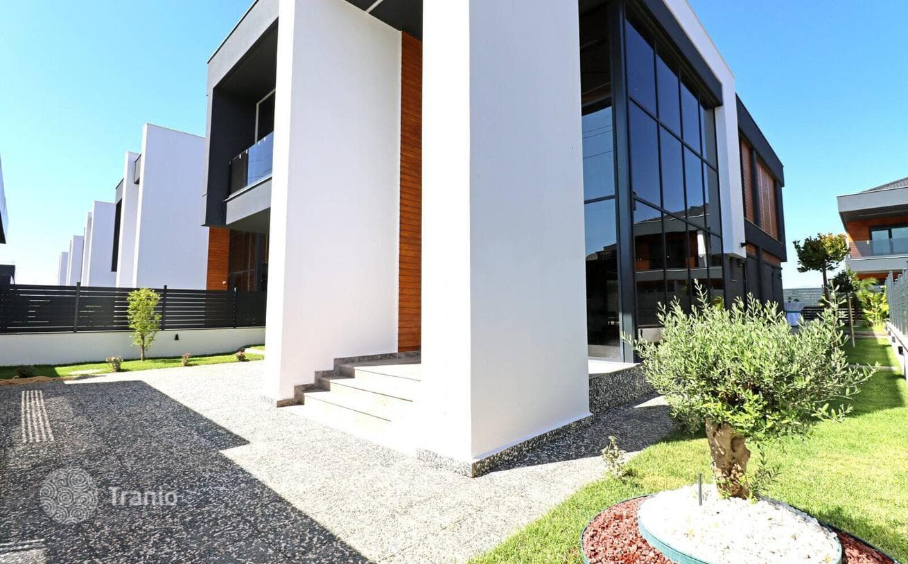 4-Bedroom Luxury Villas with Smart Home System in Dosemealti, Antalya