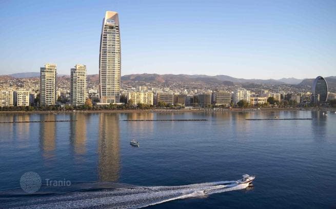 3-Bedroom Luxury Penthouse with 270-Degree Views in Limassol, photo 3