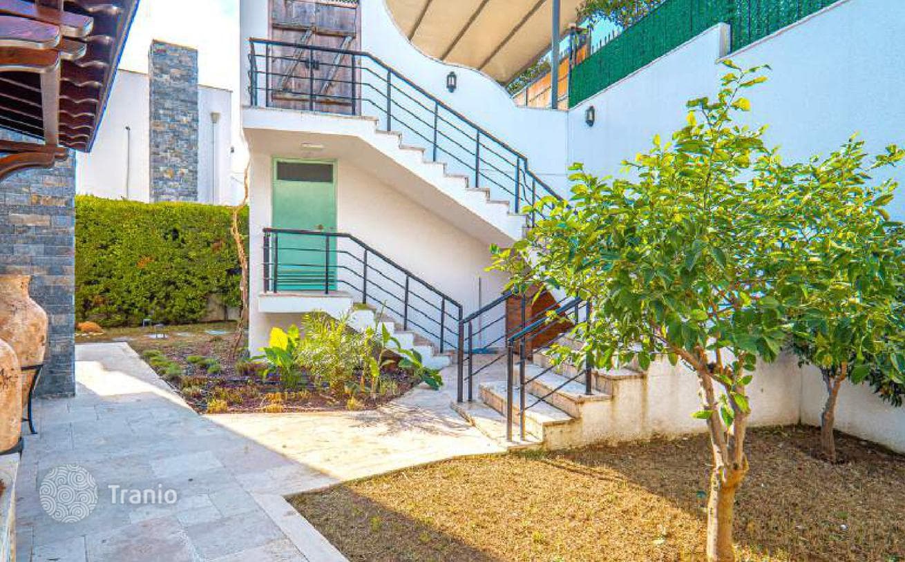 4-Bedroom Villa with Private Pool and Gym in Yalikavak, 150 m from the Sea, photo 3
