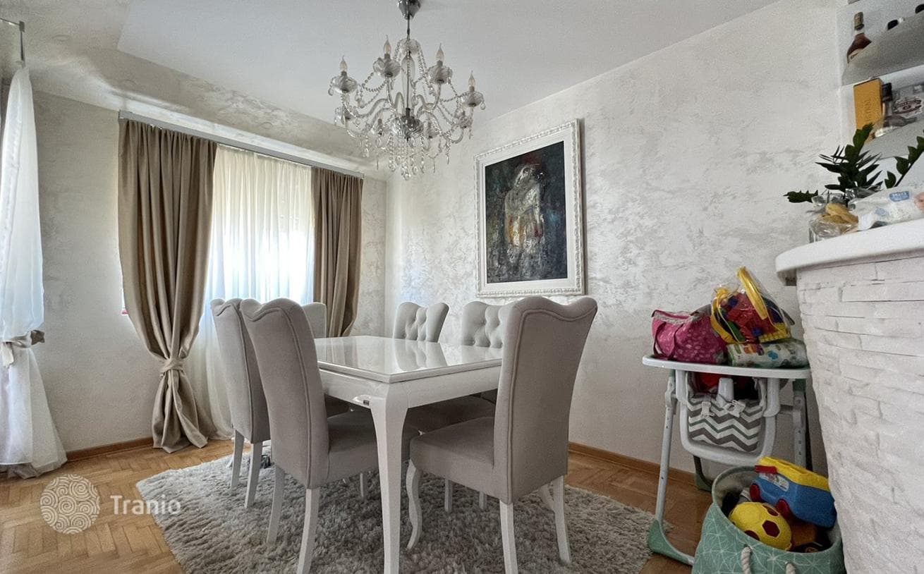 2-Bedroom Furnished Apartment with Garage and Terraces in Budva, photo 2