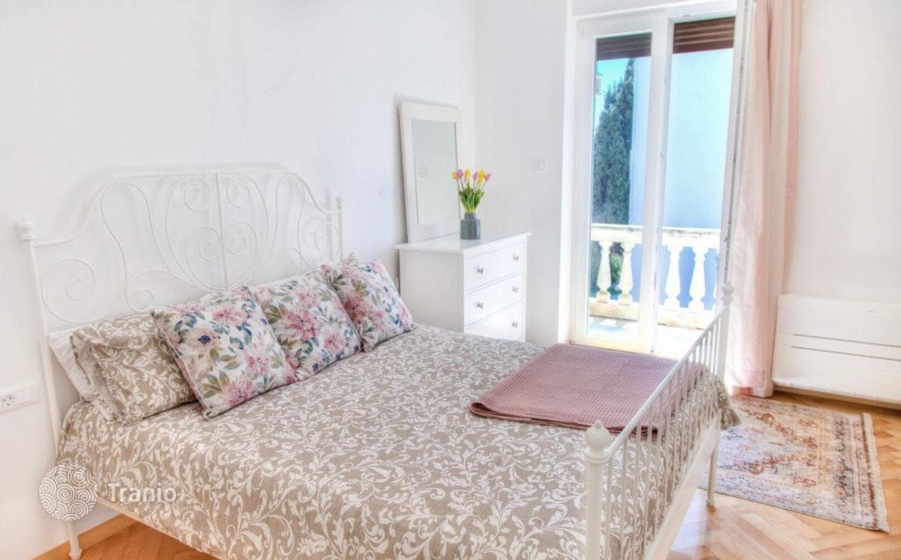 Spacious Renovated Apartment with Garage in Monte Zaro, Pula, photo 5