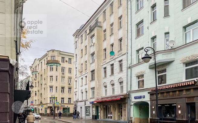 2-Bedroom Apartment with Designer Finishes in Presnensky District, Moscow, photo 2