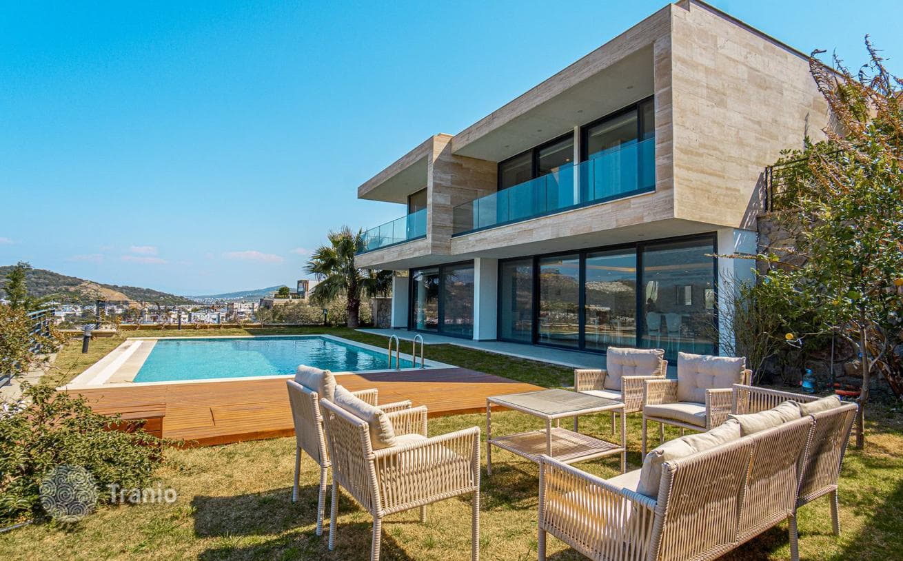 2-Story Villa with Private Pool in Yalikavak, Mugla