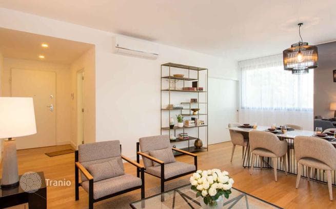 Modern Apartments in Gated Development Near the Beach in Faro, photo 3
