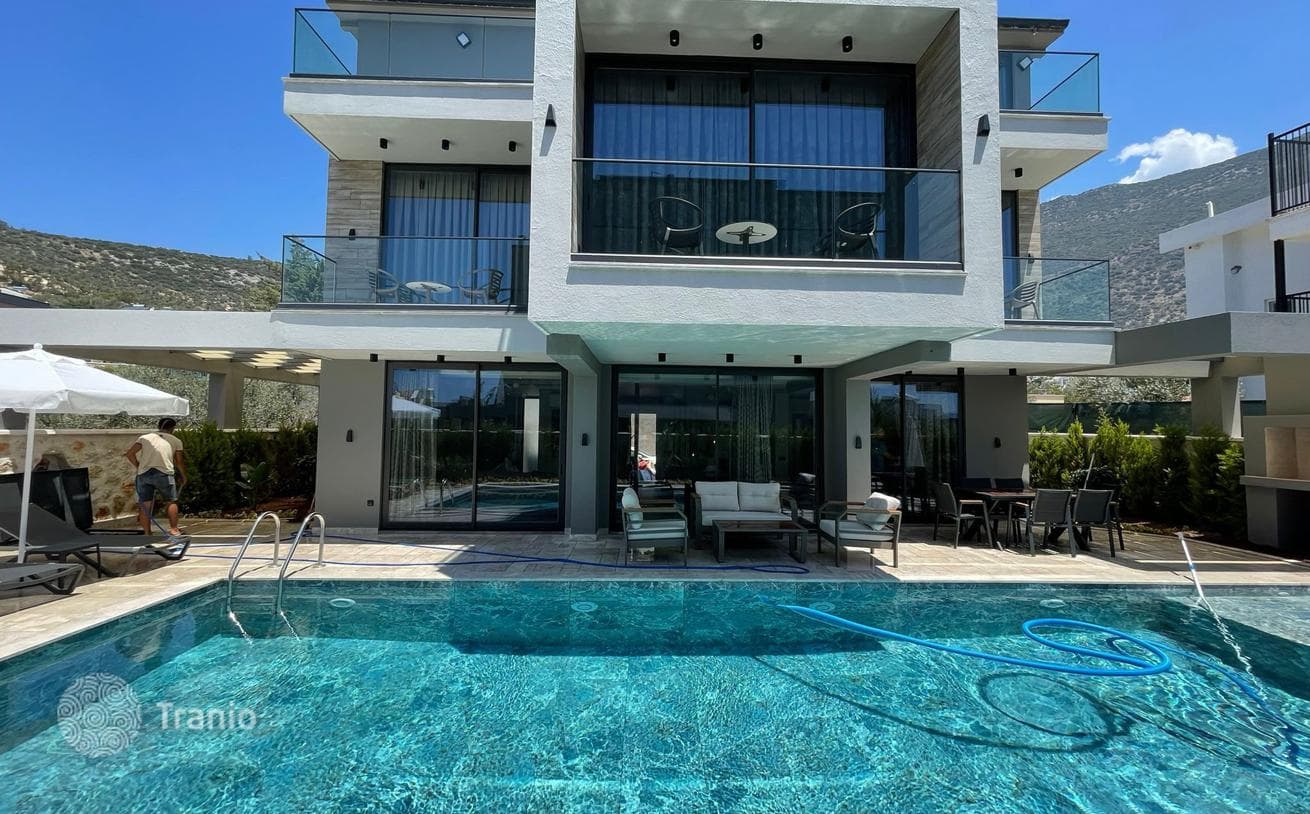 4-Bedroom Luxury Villa with Private Pool in Kalkan, photo 2