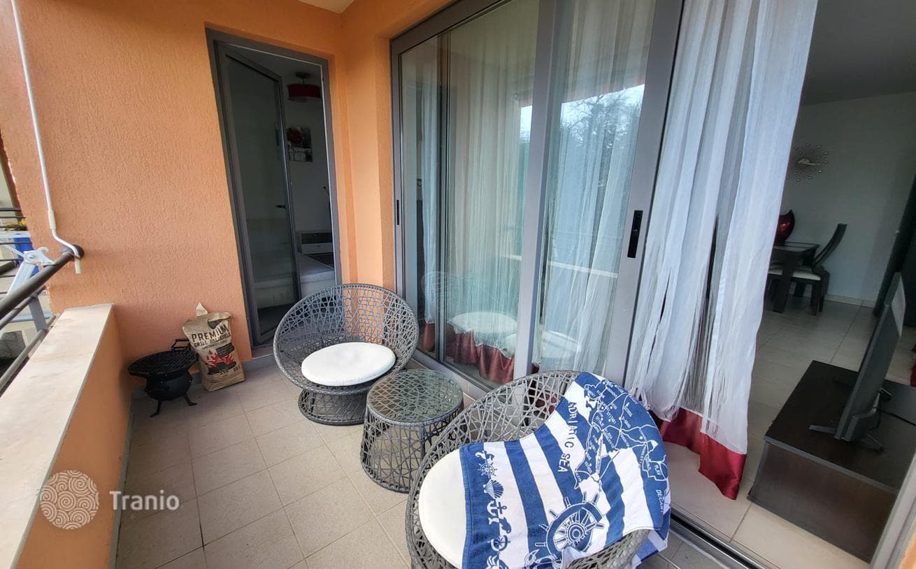 Studio Apartment with Sea View in Becici, Budva, photo 2