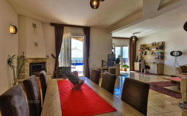 2-Bedroom Villa with Sea View in Rezhevichi, Budva