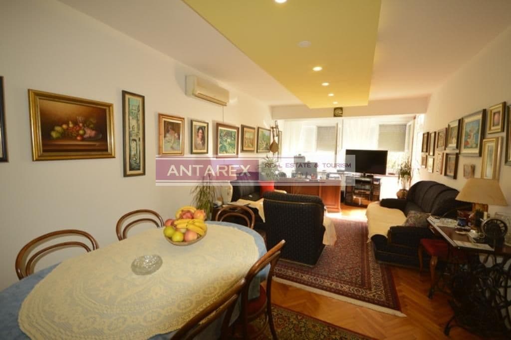 Апартаменты в Херцег-Нови, Черногория, 70 м²
