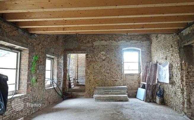 2-Bedroom Apartment in Florence, Italy, photo 5