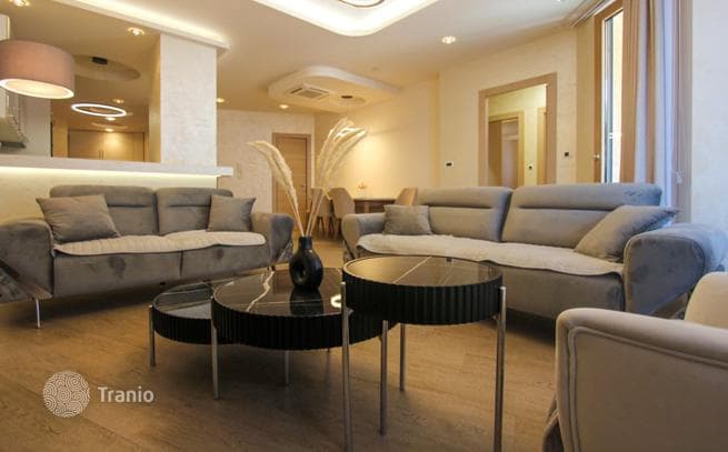 2-Bedroom Apartment 250 m from the Beach in Budva, photo 4