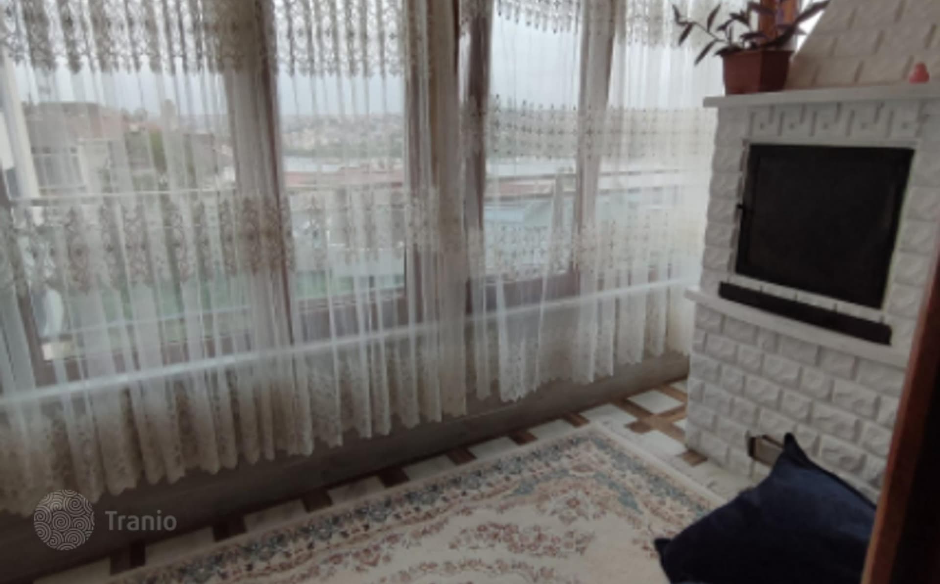 3-Bedroom Apartment in Beyoglu, Istanbul, photo 2