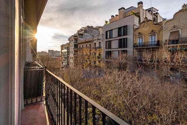 Квартира в Барселоне, Испания, 71 м²