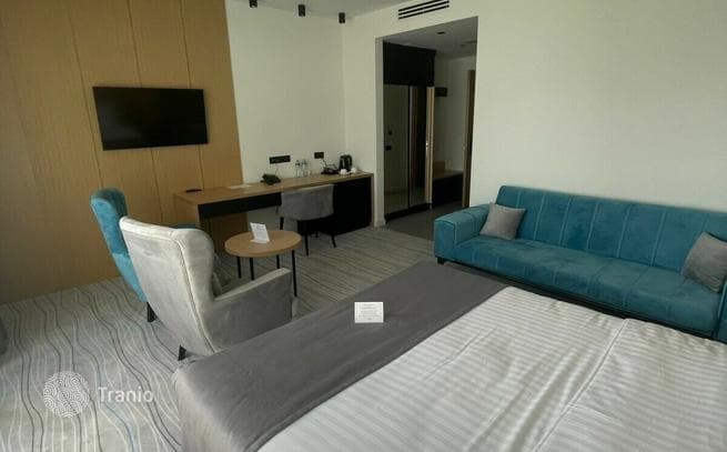 1-Bedroom Apartment with Sea View in Batumi, photo 3