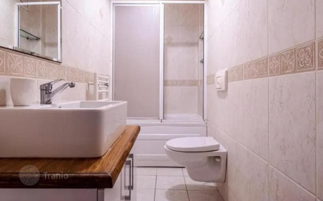9-Bedroom Apartment in Sisli, Istanbul, photo 3