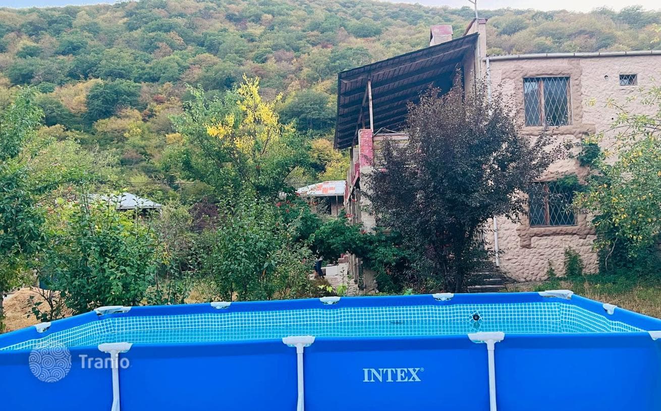 8-Bedroom House with Grounds in Aragvispiri, Tbilisi