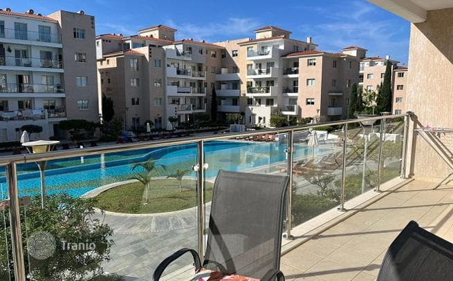 1-Bedroom Apartment with Pool View in Paphos, Cyprus, photo 2