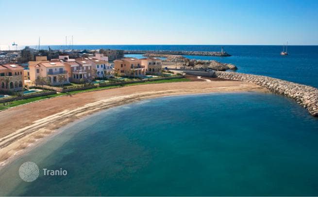 2–4-Bedroom Villa in Exclusive Waterfront Resort, Cyprus, photo 4