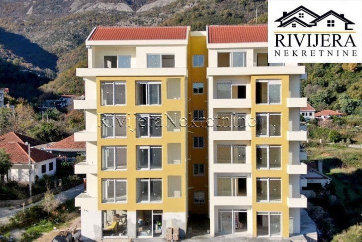 Апартаменты в Херцег-Нови, Черногория, 42 м², фото 2