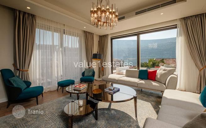 Luxury Apartment in PORTONOVI, Herceg Novi
