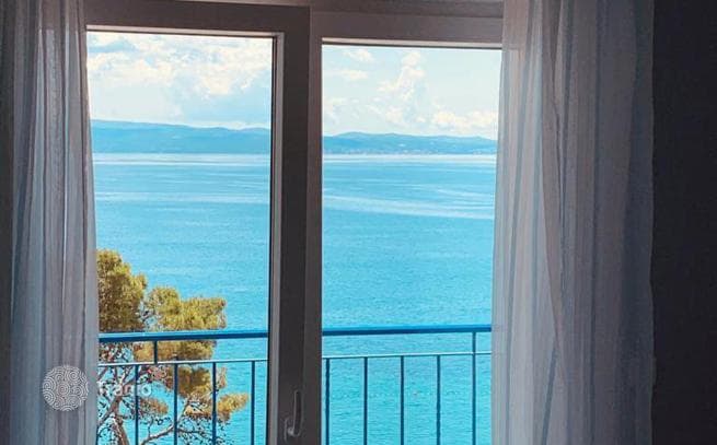 Villa 685 m² in Split, Croatia, photo 4